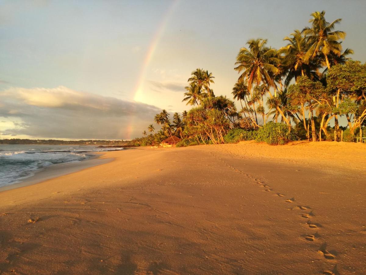Serein Beach Hotel Tangalle Exterior foto